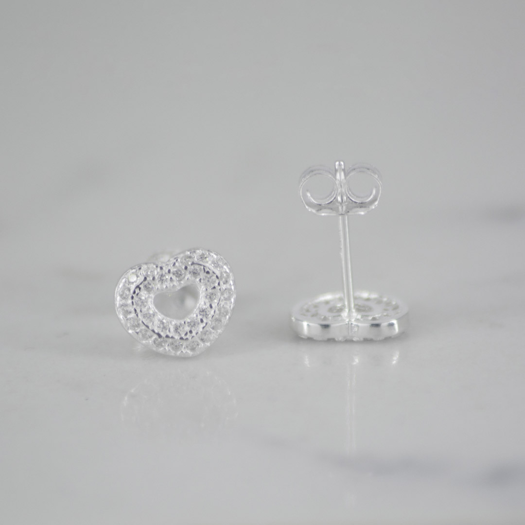 TOPO CORAZON SILUETA BORDES CIRCONES